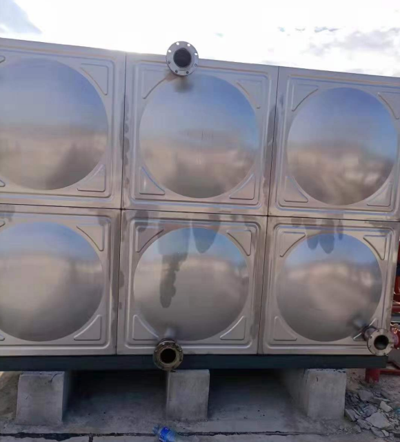 柳州组合式不锈钢水箱，玻璃钢水箱的替代品，不锈钢冲压板组合水箱